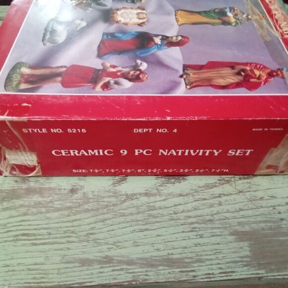 Vintage Ceramic 9 pc Nativity Set Mersco Wholesale Christmas Decoration - Picture 2 of 15